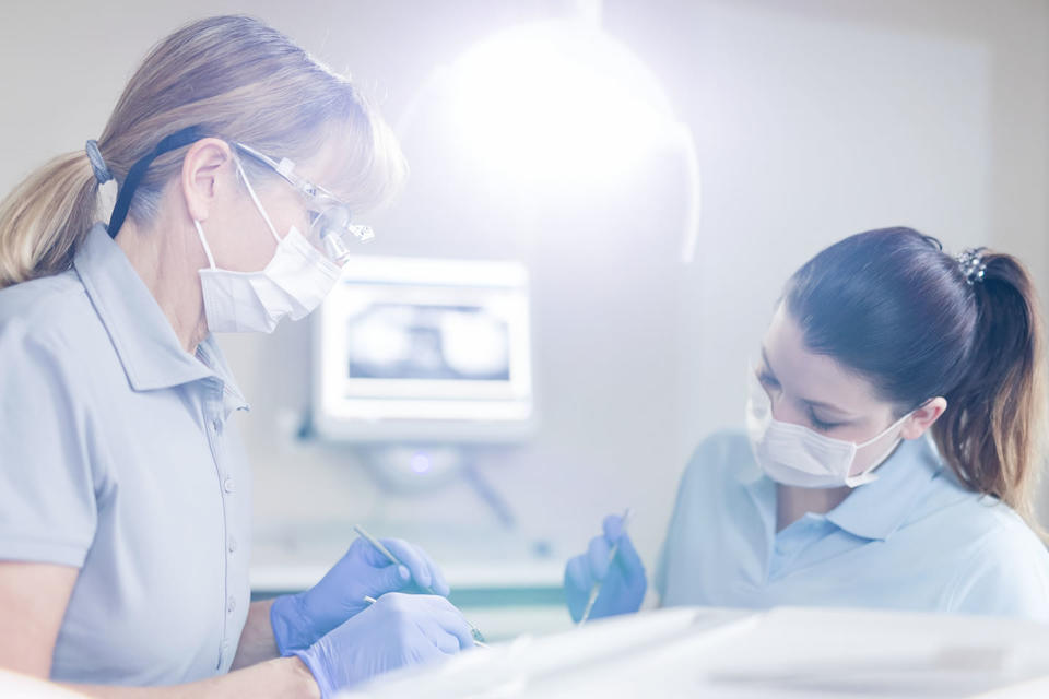 Ein gesundes Zahnfleisch bestimmt die Gesamtgesundheit Ihrer Zähne